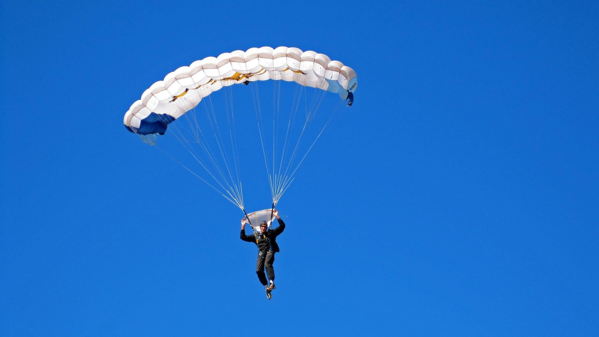 加拿大队赛制评析:如何通过赛制安排提升团队的配合默契,加拿大赛区落选赛