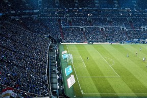 Kering-电竞高校联赛选手登上职业舞台实现梦想，电竞高校联盟赛事的意义